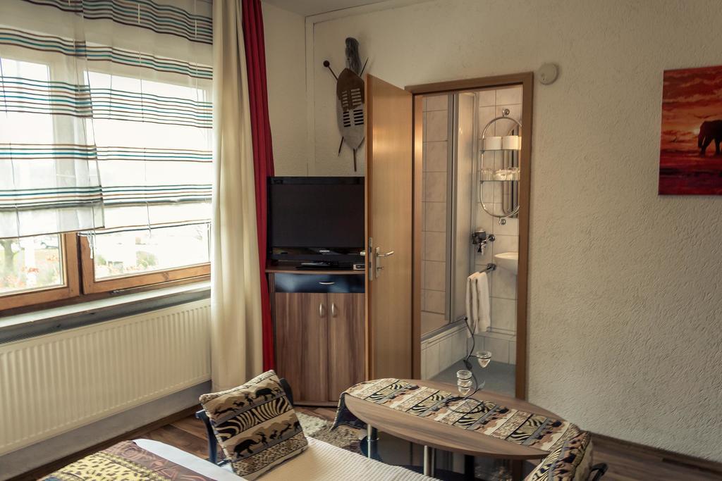 Hotel Adler Aichelberg  Cameră foto