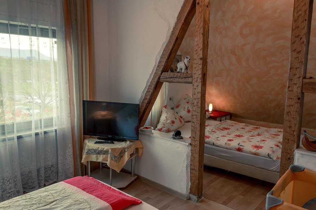 Hotel Adler Aichelberg  Cameră foto
